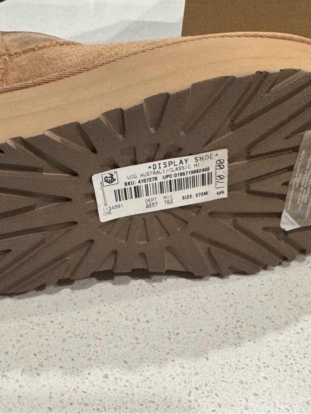 NEW IN BOX! UGG Classic Mini Platform Boots Chestnut Suede Size 7 - Picture 7 of 12